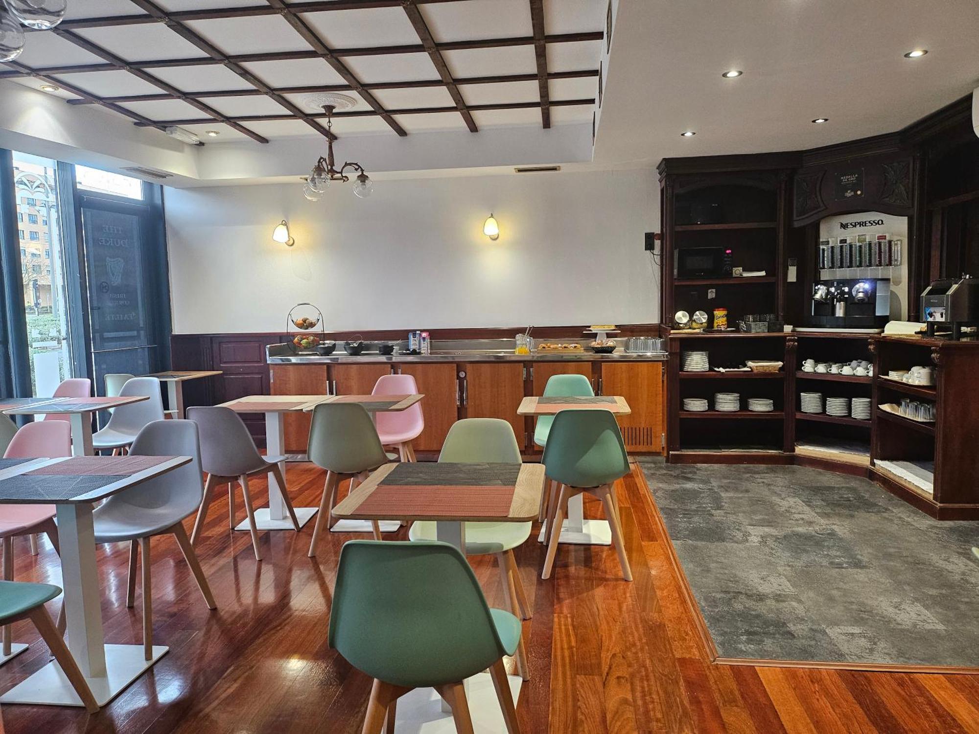 杜克德惠灵顿酒店 维多利亚-加斯特伊兹 外观 照片